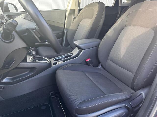 Hyundai Kona 1.6 GDI HEV Comfort Smart / Navigatie / 18" Lm velgen / Led Koplampen / Trekhaak / Adaptieve Cruise Control / Krell Audio /