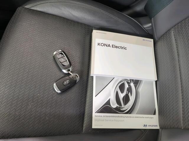 Hyundai Kona EV Premium 64 kWh | Accu SOH 100% | Premium