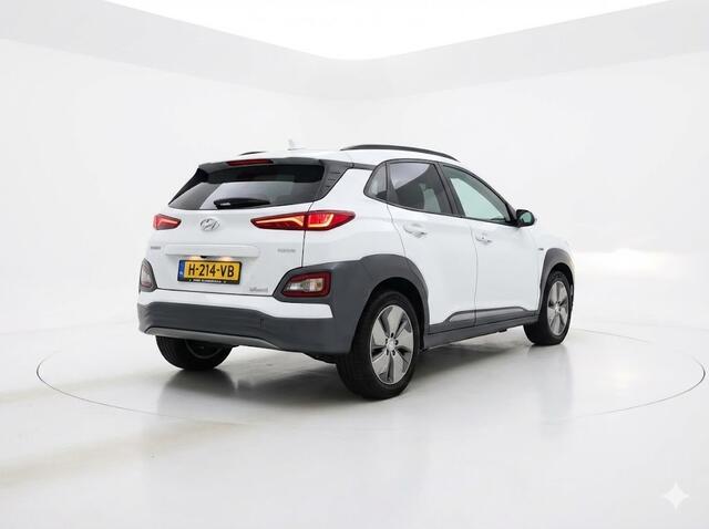Hyundai Kona EV Premium 64 kWh | Accu SOH 100% | Premium