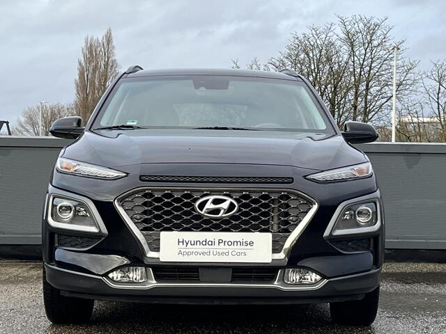 Hyundai Kona 1.0 T-GDI Premium | Lederen bekleding Stoelventilatie & verwarming | Trekhaak | Head up display | Geïntegreerde navigatie |