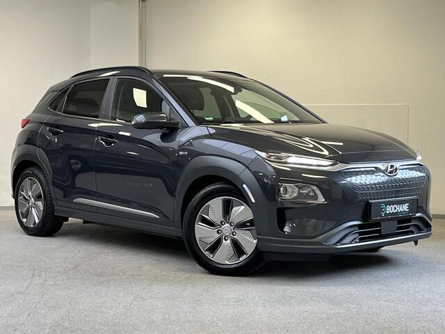 Hyundai Kona EV Premium 64 kWh | 1e-EIG. | 3-FASE | SOH 100% | HEAD-UP | STOELKOELING |
