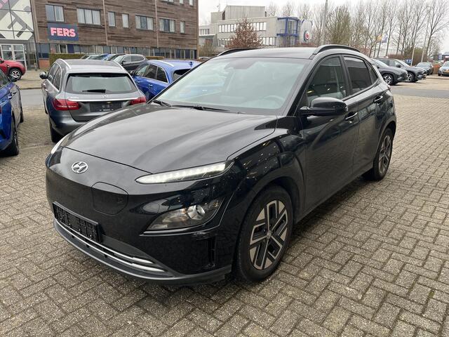 Hyundai Kona Electric Comfort 64 kWh | Stoelverwarming | Camera | Audio-navigatiesysteem | Automatische airconditioning