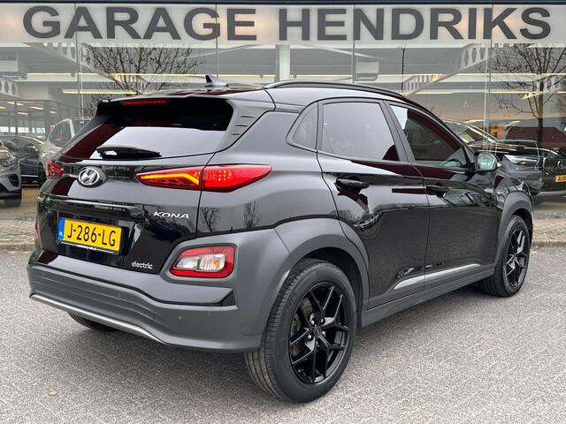 Hyundai Kona EV Fashion 64 kWh | SOH: 96,2% | 3 Fase | warmtepomp | Black Edition LM | HUD | Blindspot | Climate | Navi |