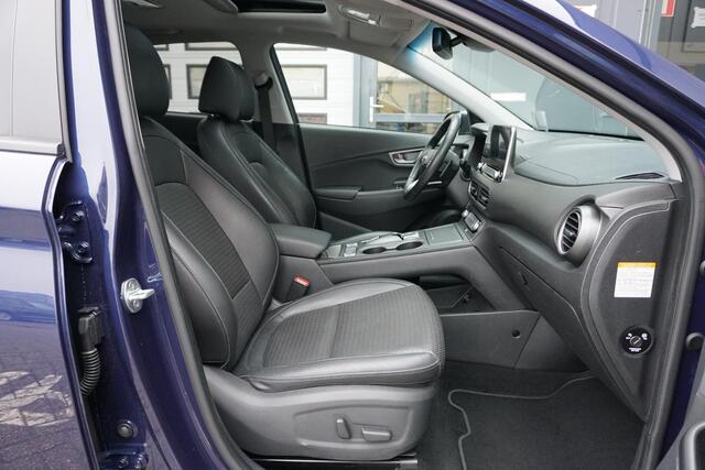 Hyundai Kona EV Premium Sky 64 kWh + PANODAK / STOELVENTILATIE / HEAD-UP