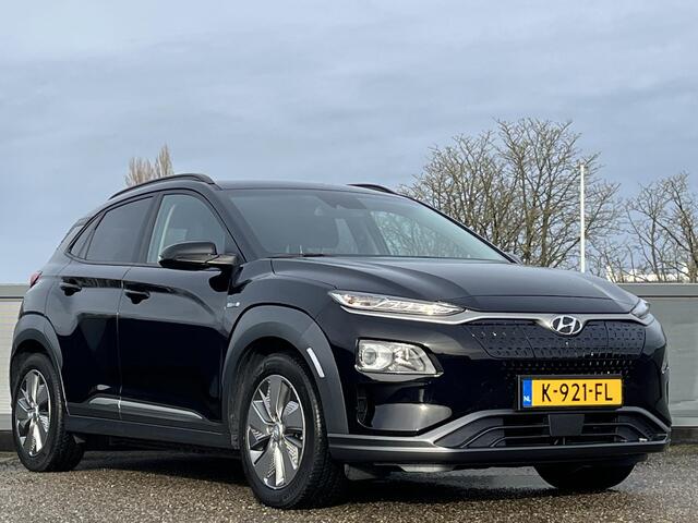Hyundai Kona EV Fashion 64 kWh | 3 Fase OBC | Adaptieve cruisecontrol | Geïntegreerde navigatie | Multimedia systeem Apple Carplay & Android Auto |