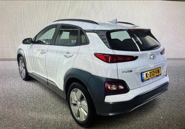 Hyundai Kona EV Comfort 64 kWh/204PK/Carplay/Climate/Led