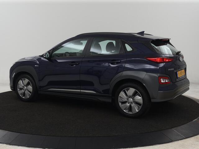 Hyundai Kona EV Comfort 64 kWh | SOH 100% | 3 Fase | Adaptive cruise | Krell Audio | Warmtepomp | Keyless | Camera | Carplay | Navigatie