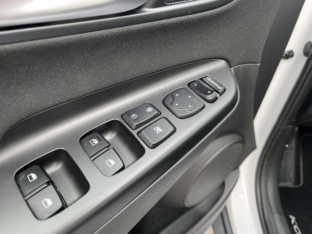 Hyundai Kona 1.6 GDI HEV Fashion | Rijklaarprijs | Head-up display | Winterbanden |