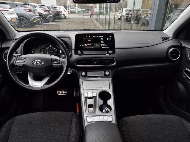 Hyundai Kona EV Fashion 64 kWh | SOH 96,4% | Navigatie | AppleCarplay/AndroidAuto |