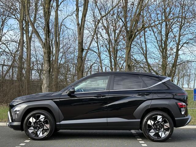 Hyundai Kona 1.6 GDI 140 PK HEV Comfort Smart | Stoel & stuurverwarming | Geïntegreerde navigatie & Apple Carplay Android Auto | 18'' 2-Tone Lichtmetalen velgen| Achterklep elektrisch |