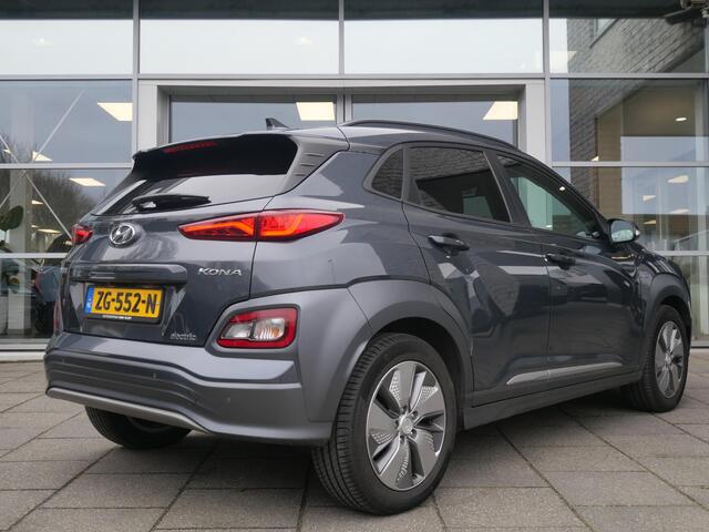 Hyundai Kona EV Premium 64 kWh | SOH 94,8% | Stoelverwarming/ventilatie | Navi | Clima | Cruise |