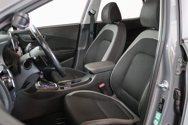 Hyundai Kona 1.6 GDI HEV Comfort Smart Stoel/Stuurverwarming, Cruise Control, Trekhaak, Camera