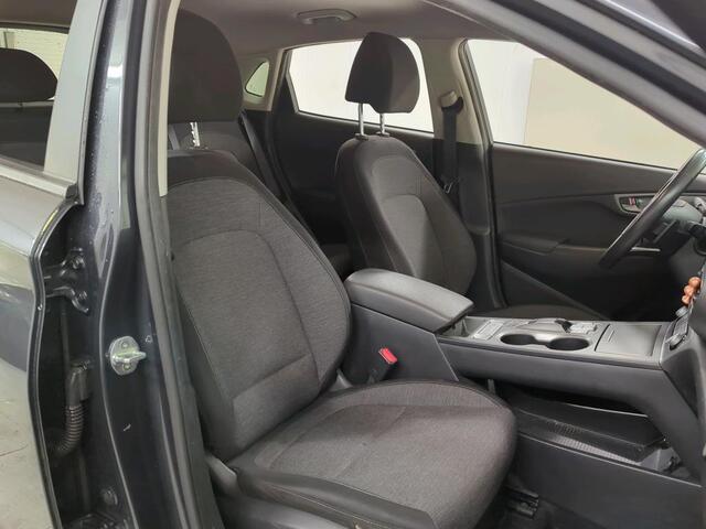 Hyundai Kona EV Fashion 64 kWh NL-AUTO | SOH 100% | NAVI | CAMERA