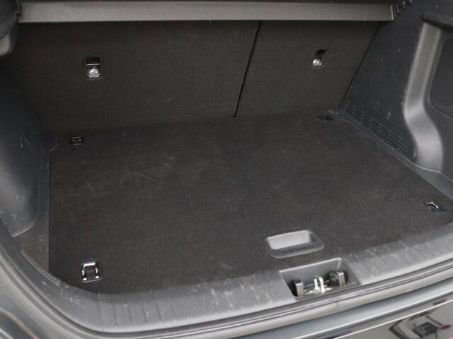 Hyundai Kona EV Fashion 64 kWh | SOH 100% | 3 Fase | Head-Up | Camera | Adaptive cruise | Krell Audio | Wamtepomp | Carplay | Navigatie | Bluetooth