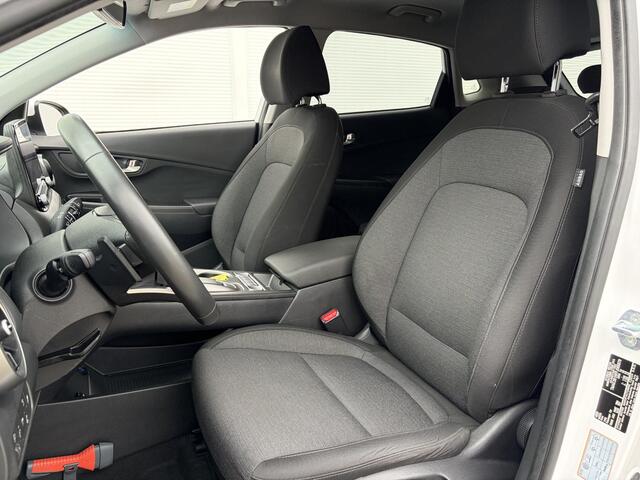 Hyundai Kona EV Fashion 39 kWh / Trekhaak afn. / Airco (automatisch) / Apple Carplay/Android Auto / Lichtmetalen velgen 17" /