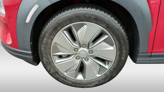 Hyundai Kona EV Limited 64 kWh 3-Fase 2e-Eig. & Keurig-Onderh. BOVAG-Garantie. NL-Auto.