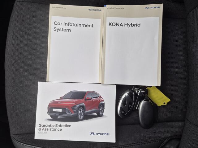 Hyundai Kona 1.6 GDI HEV Comfort Smart Automaat / Stuur- & Stoelverwarming / Adaptief cruise control / Achteruitrijcamera / Climate control / Keyless Entry/Start / Apple Carplay Android Auto / Navigatie / Parkeersensoren voor en achter /