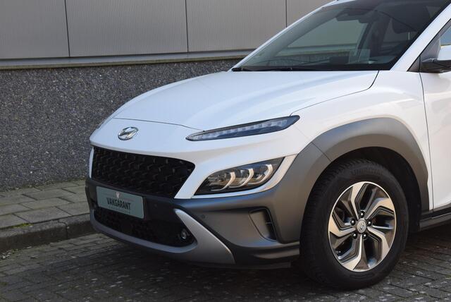 Hyundai Kona 1.6 GDi Hybrid Techno 6-DCT | Stoelventilatie/verwarming | Head up display | Elektrisch schuif-kanteldak |