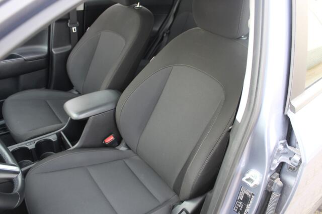 Hyundai Kona 1.6 GDI HEV Comfort Keyless entry Airco l Cruise control l Navigatie l AppleCarPlay/AndroidAuto l Parkeer camera