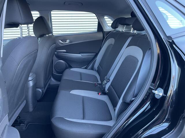 Hyundai Kona 1.0T Essence Climate | Camera | Sensoren | Navigatie