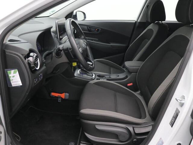 Hyundai Kona 1.6 GDI HEV Comfort AUTOMAAT / Trekhaak / Navigatie / Adaptieve Cruise Control / NL Auto / Apple CarPaly & Android Auto / Airco Climate Control / 1ste Eigenaar / Historie bekend /