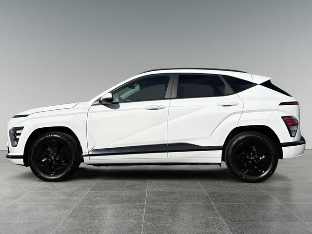 Hyundai Kona Electric Pure Edition Long Range 64.8kWh 204pk | STOEL + STUURVERW. | ADAPTIVE CRUISE | CAMERA | APPLE CARPLAY / ANDROID AUTO |