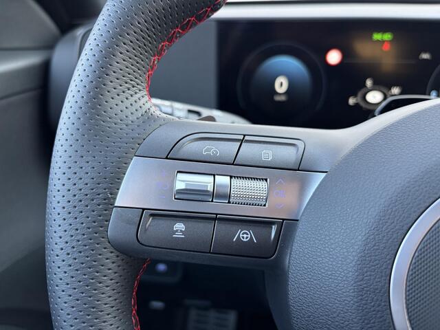 Hyundai Kona Electric N Line Business 64.8 kWh / Adaptieve Cruise Control / Apple Carplay/Android Auto / Navigatie / Achteruitrijcamera / DAB / Climate Control /