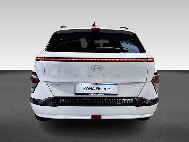 Hyundai Kona Electric Pure Edition 65.4 kWh | Apple Carplay/Android Auto | Navigatie | Cruise control adaptief