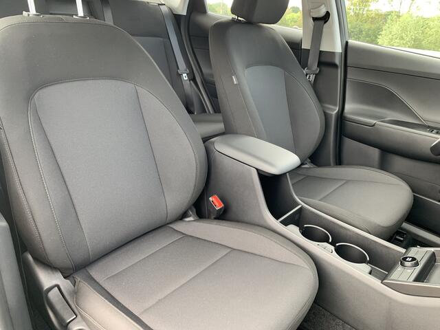 Hyundai Kona 1.6 GDI HEV Comfort Full Hybride Automaat met 18 inch velgen, Navigatie en Climate Control Uit voorraad leverbaar!