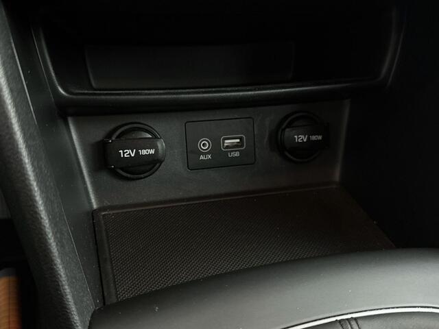 Hyundai Kona 1.0T Comfort 120Pk | Navigatie Via Apple & Android Carplay | Achteruitrijcamera | Parkeersensoren Achter | Climate Control | Cruise Control & Snelheidsbegrenzer | Trekhaak |