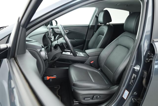 Hyundai Kona EV Premium 64 kWh | SOH 96,3% | Stoelverw./vent. | Afn. Trekhaak | Krell Audio | Camera | HUD | Adapt. Cruise