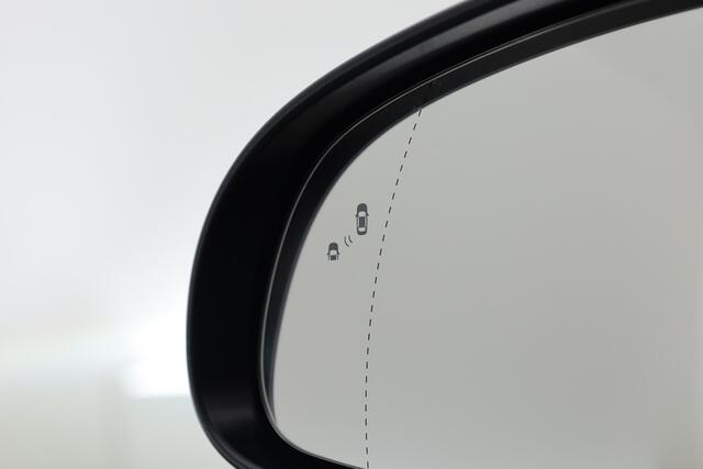 Hyundai Kona EV Premium 64 kWh | SOH 96,3% | Stoelverw./vent. | Afn. Trekhaak | Krell Audio | Camera | HUD | Adapt. Cruise