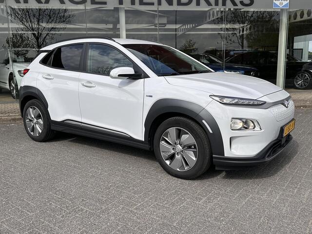 Hyundai Kona EV Fashion 64 kWh | SOH: 94,1% | Dode Hoek Detectie | HUD | ACC |