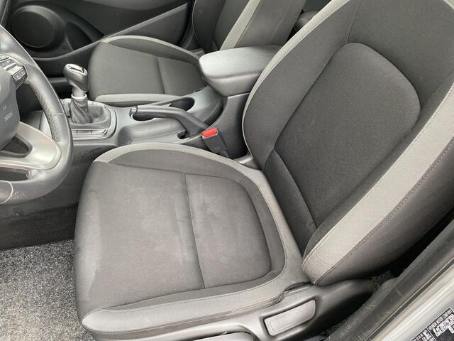 Hyundai Kona 1.0 T-GDI Comfort Cruise Control , Camera , App Connect