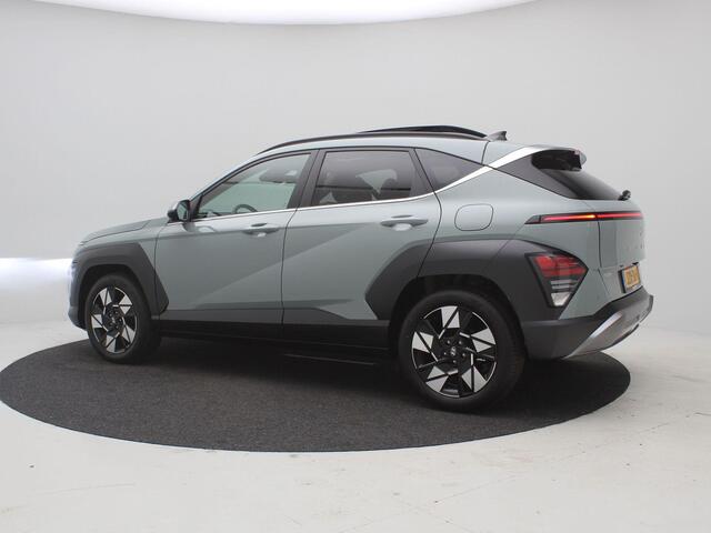 Hyundai Kona 1.6 GDI HEV Premium Sky / Panoramadak / Adaptieve Cruise Control / Elektrisch Verstelbare Voorstoelen / Memory Seats / 360 Camera / BOSE Geluid / Dashcam Voor+Achter / 1ste eigenaar /