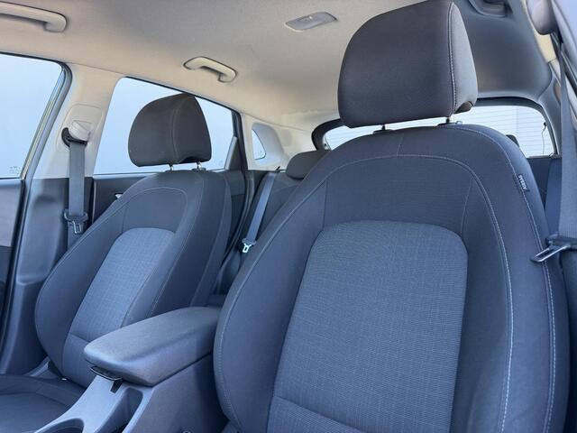 Hyundai Kona 1.6 GDI HEV Comfort Smart / Dealer Onderhouden / 1300Kg Trekgewicht / Achteruitrij Camera / Navigatie / Krell Audio / Cruise Control / Climate Control /