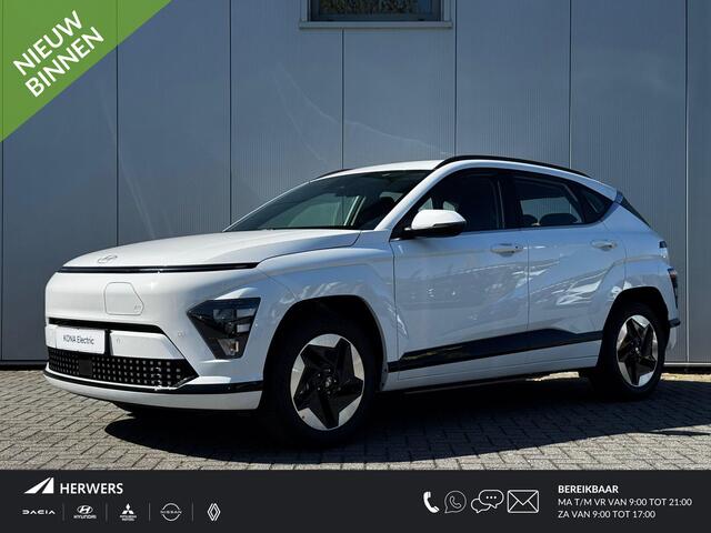 Hyundai Kona Electric Comfort 64.8 kWh / 3500 Voordeel / Achteruitrijcamera / Dynamische Navigatie / Adaptive Cruise Control / Climate Control / Lichtmetalen Velgen /