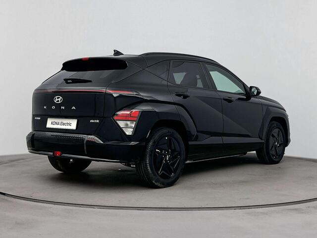 Hyundai Kona Electric Long Range Pure Edition 64.8 kWh | Apple Carplay/Android Auto | Lichtmetalen wielen 5-spaaks 17" | Navigatiesysteem full map | Nieuw snel leverbaar