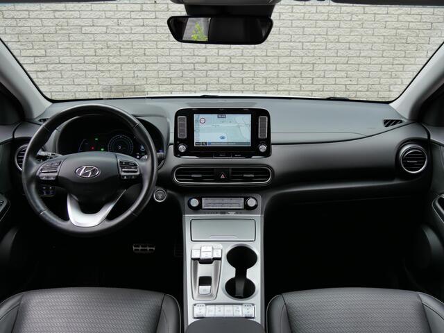 Hyundai Kona EV 64kWh PREMIUM/ LEER/ ELEKT. STOELEN/ WARMTEPOMP