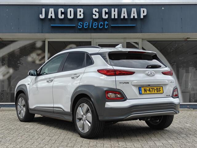 Hyundai Kona EV Fashion Design 64 kWh / Camera / Carplay / Adapt. Cruise / Warmtepomp /