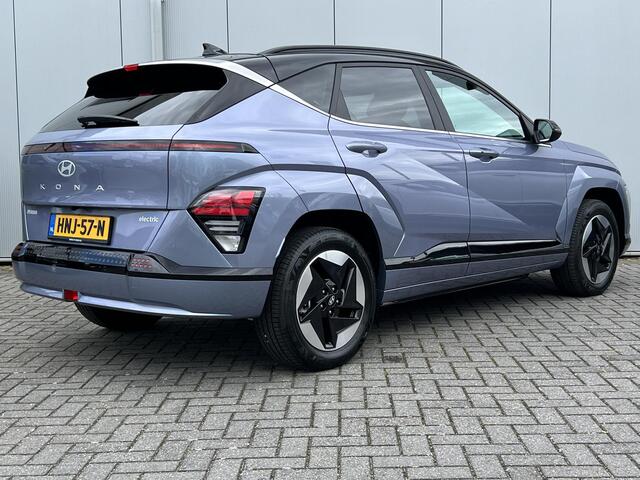 Hyundai Kona Electric Comfort Smart 65.4 kWh / Two Tone / WLTP 510 km / Soh 100% / Electr. Achterklep /