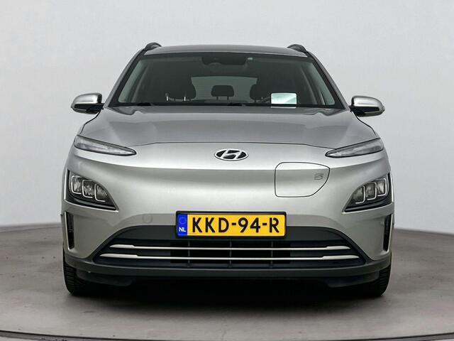 Hyundai Kona EV Fashion 64 kWh | SOH %97.5 | Navigatie | Stoelverwarming | Achteruitrij camera | Apple Carplay/Android Auto | Cruise control |