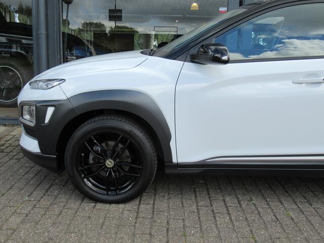 Hyundai Kona 1.0 T-GDI 120 PK 2e eigen | dealer onderh | navi | camera | cruise | 17"inch | keyless