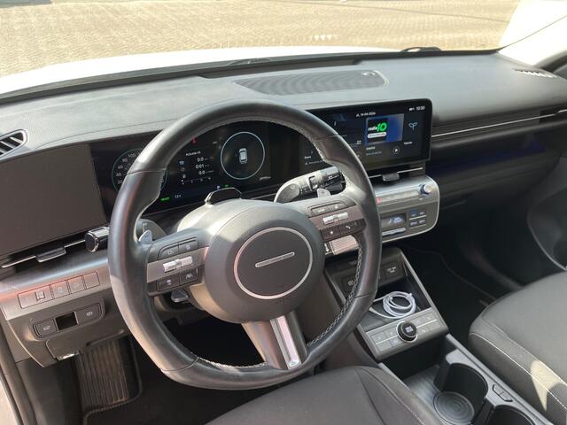 Hyundai Kona 1.6 GDI HEV Comfort Smart **WORDT VERWACHT** TREKHAAK | FULL LED | NAVIGATIE | 18 INCH VELGEN RT/P4