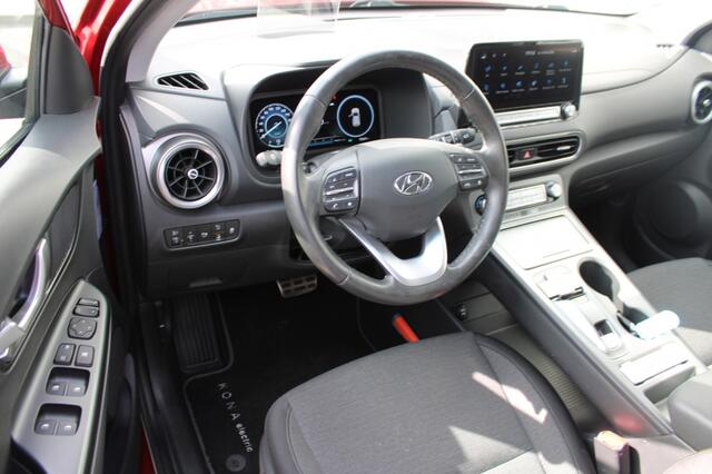Hyundai Kona EV Fashion 64 kWh | Trekhaak | Camera | HUD | Full Led