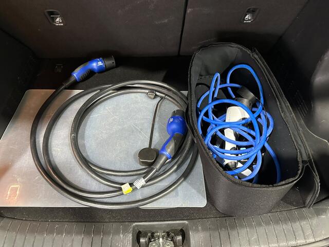 Hyundai Kona EV Fashion 64 kWh CarPlay/ Android auto Adapt cruise control