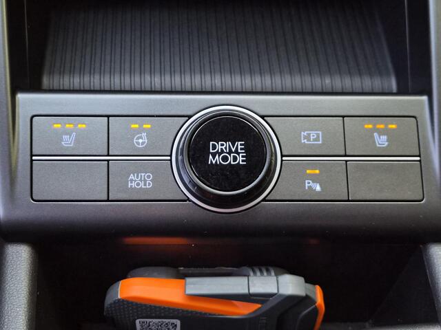 Hyundai Kona 1.6 GDI HEV Comfort Smart / Fabrieksgarantie tot 12-2029 / Stuur- & Stoelverwarming / Keyless Entry/Start / Elektrische achterklep / Apple Carplay Android Auto / Adaptief cruise control / Climate control / Achteruitrijcamera /
