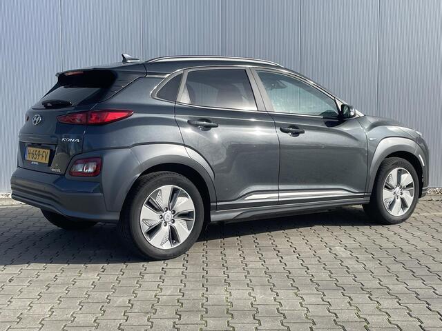 Hyundai Kona EV Fashion 64 kWh / 3 Fase Lader / Cruise Control / Airco / Apple Carplay/Android Auto / Fietsendrager beugel /