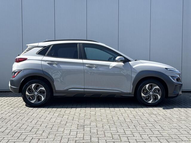 Hyundai Kona 1.6 GDI HEV Fashion / Trekhaak / HUD / Navigatie / Adaptieve Cruise Control / 1e eig / Dealeronderhouden /