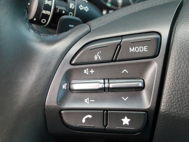 Hyundai Kona 1.6 GDI HEV Fashion, Trekhaak / LED / Krell Audio / HUD / Camera + Sensoren / Adaptive Cruise